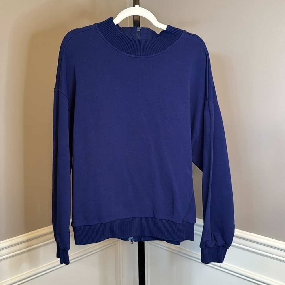 Zara navy zippered back sweatshirt size extra large